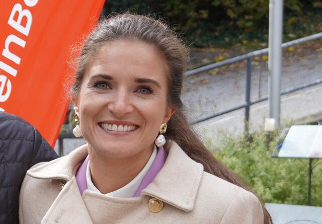 Lisa Loferer, Geschäftsführerin des Kur- und Tourismusverband in Bad Gastein, wünscht sich für die achtmonatige Sperre, dass Züge zwischen Schwarzach und Bad Gastein weiter verkehren. | Foto: Julia Hettegger