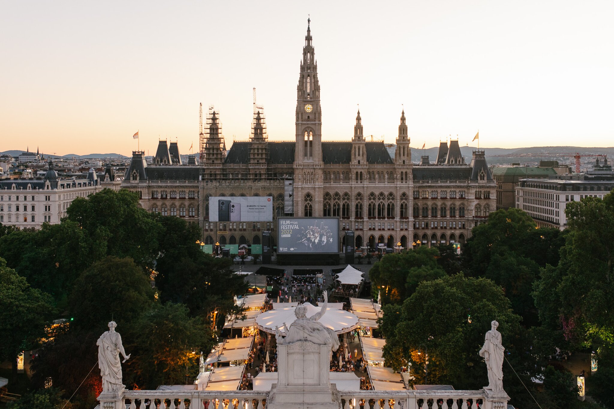 Von Mozart bis Lady Gaga: Highlights des Film Festival 2023 am Rathausplatz - Wien