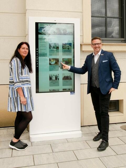Amtsleiterin Karin Walk und Bürgermeister Clemens Nagel. | Foto: Gemeinde Leopoldsdorf
