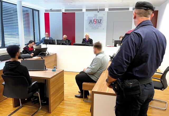 Schlepper- und Falschgeldprozess im Landesgericht Eisenstadt. | Foto: Heigl