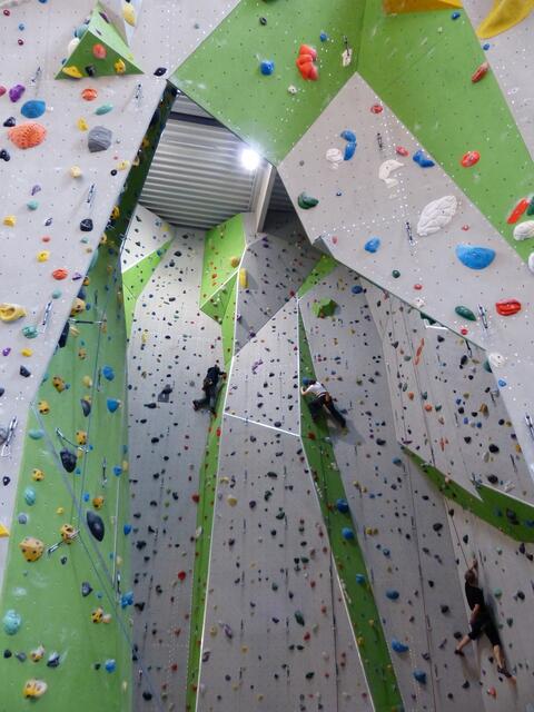 In einer Kletterhalle im Pinzgau stürzte heute ein 73-Jähriger 17 Meter in die Tiefe. | Foto: Symbolbild: Pixabay