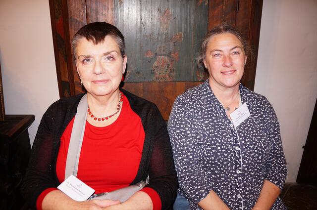 Madeleine Petrovic und Elisabeth Thomas vom Wiener Tierschutzverein