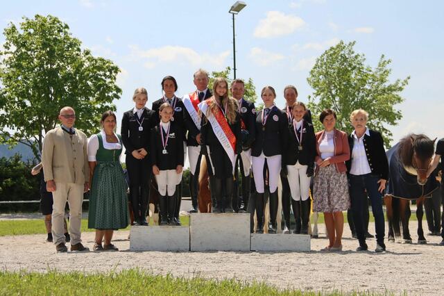 Für das Bundesland Salzburg wurden Meister im Fünfgang, Viergang und Nachwuchs geehrt. | Foto: Lena Dillinger