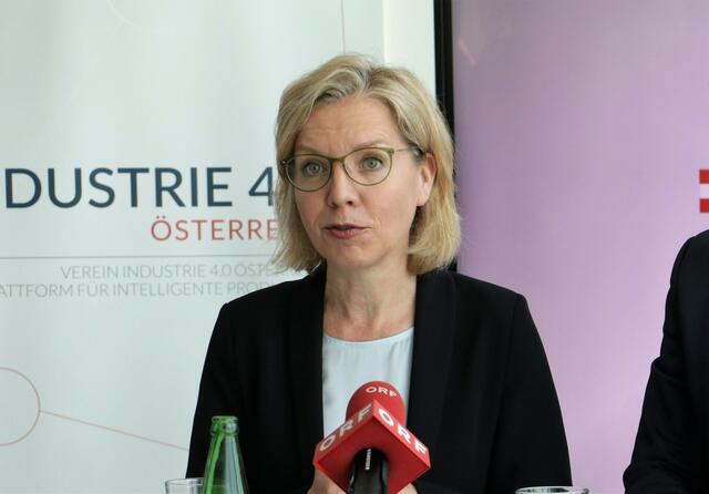 Leonore Gewessler (Bundesministerin für Klimaschutz, Umwelt, Energie, Mobilität, Innovation und Technologie) | Foto: Christian Nowotny