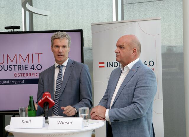 Christian Knill (Obmann Fachverband Metalltechnische Industrie) und Markus Wieser (Präsident AK Niederösterreich). | Foto: Christian Nowotny
