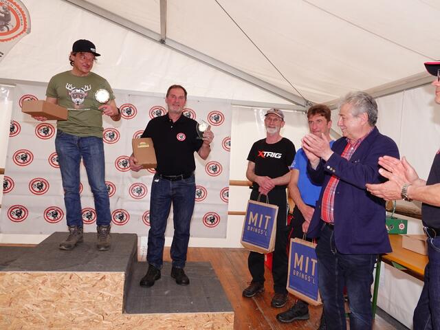 Christian Kaiser holte sich mit sattem Vorsprung den Sieg in der Klasseb Y 3, Günter Schopohl kamm sensationell auf Platz 3.