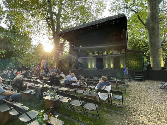 Die Eröffnungsvorstellung bot mit Beiträgen aus Jazz, Klassik, Musical, Kabarett und Komödie einen Vorgeschmack auf die Vielfalt der kommenden Monate. | Foto: Patricia Hillinger/RMW