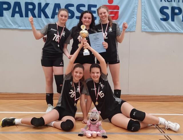 Die siegreichen Mädels in der U15.  | Foto: FB Privat
