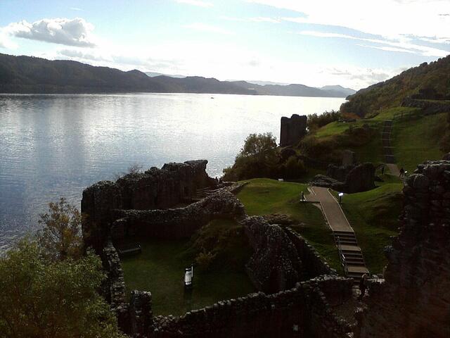 "Nessie" hat Roswitha Poscharnik zwar nicht gesichtet, Loch Ness sei aber dennoch immer wieder einen Ausflug wert.  | Foto: Poscharnik