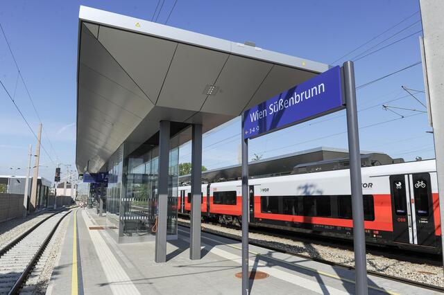 Anfang 2022 wurde mit dem Umbau des Bahnhofes begonnen. Hierbei handelt es sich um das erste von 17 Projekten im Rahmen des Nordbahn-Ausbaus der ÖBB.  | Foto: ÖBB/Zenger