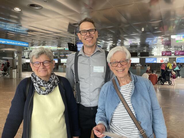 Michael Haid mit BezirksBlätter-Leserinnen | Foto: BezirksBlätter