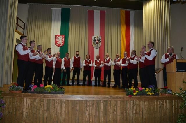 MGV Zirbitzkogel Mühlen lud zum 60. Liederabend.  | Foto: Anita Galler