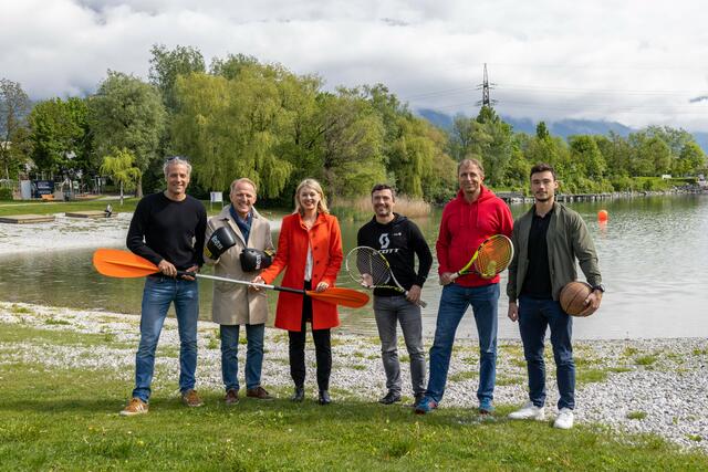 Egal ob Tennis, Kanu oder Boxen - beim Sommersporttag am Baggersee kann alles ausprobiert werden. | Foto: Stadt Innsbruck