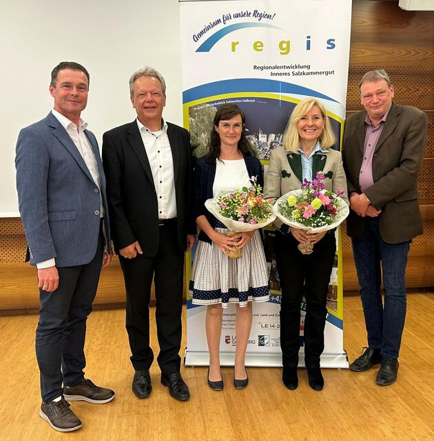 Walter Silber (Land OÖ), REGIS-Obmann Bgm. Alexander Scheutz, Nadine Guggenberger, REGIS-Geschäftsführerin Rosa Wimmer und Obmann Stv. Bgm. Josef Weikinger.
| Foto: REGIS