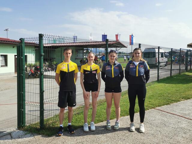 Patrick Smudla, Hanna Wickl, Miriam Peiner, Annika Kern in Slovenska Bistrica. | Foto: KSV-LA