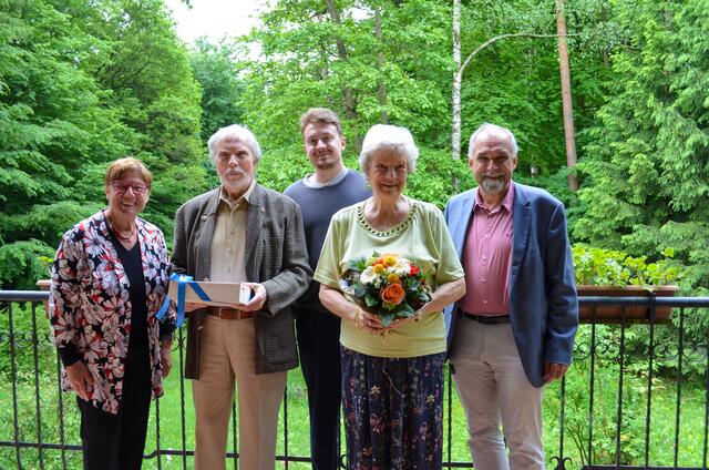 Bürgermeisterin Josefa Geiger, Günter Feichtinger, Thomas Feichtinger, Gerda Feichtinger, Thomas Derntl | Foto: Marktgemeinde Sieghartskirchen