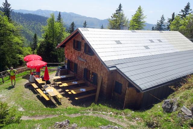 Zu Mittag bei der Göllerhütte