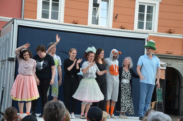 Das erste Stück ist ohne Regen über die Bühne gegangen