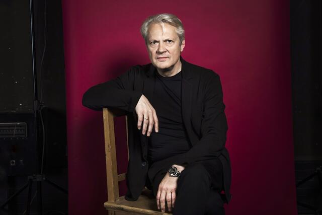 Direktor Herbert Föttinger präsentierte das Programm für die Spielzeit 2023/24. | Foto: Moritz Schell