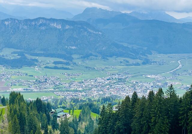 Druch das Ortszentrum soll ein "grünes Band" führen. | Foto: Kogler