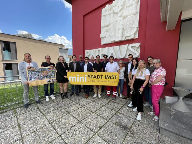 Ein breiter Schulterschluss wird auch heuer die Ministadt zu einem Erlebnis für die Schüler und Schülerinnen gestalten. | Foto: Perktold