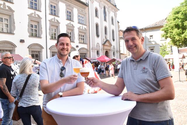 Haller Stadtrat Johannes Tilg mit dem Absamer Vizebgm. und Mitveranstalter Arno Pauli. | Foto: Kendlbacher