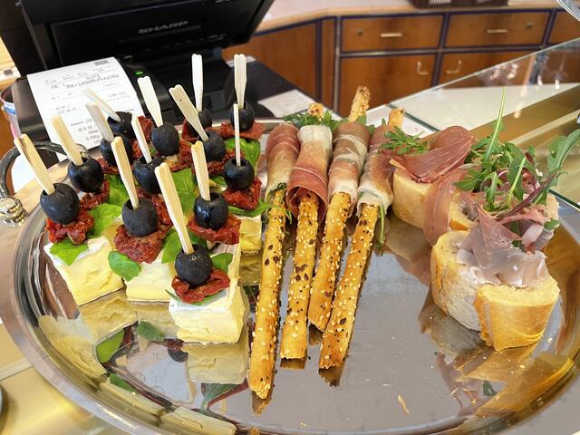 Am Frühstücksbuffet konnte man seinen Gelüsten auf ein gutes Frühstück hingeben. | Foto: RegionalMedien Steiermark/Hofmüller