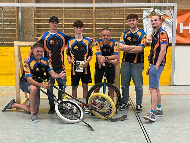Die One Wheel Dragons machten kürzlich beim Einrad-Hockey Turnier mit | Foto: One Wheel Dragons