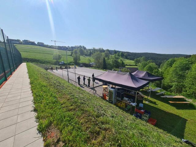 Der Stocksportplatz im Sport- und Freizeitzentrum kann auch als Parkplatz genutzt werden. | Foto: Brigitte Brunnhofer