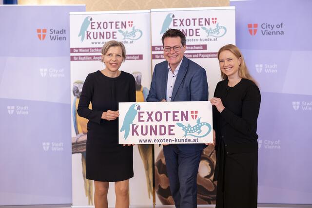 Eva Persy (li.) bei der Vorstellung des Exoten-Kurs.
 | Foto: Bubu Dujmic