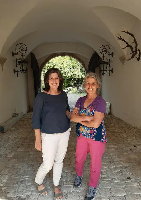 Helga Krassnig und Schwester Christl Hackel beehrten ihre früheren Musikerkollegen.