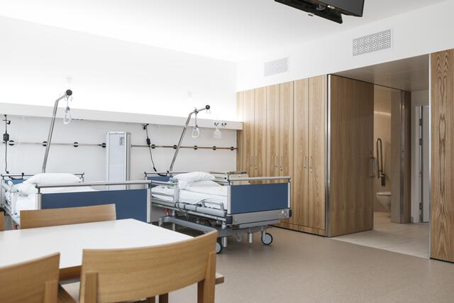 Die umgebaute und modernisierte Geburtenstation im LKH Bludenz wurde im August 2020 eröffnet | Foto: KHBG/Mathis