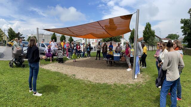 Über 50 Teilnehmerinnen und Teilnehmer haben sich für den Besuch von Ö3 zusammengefunden. | Foto: Alexander Paulus