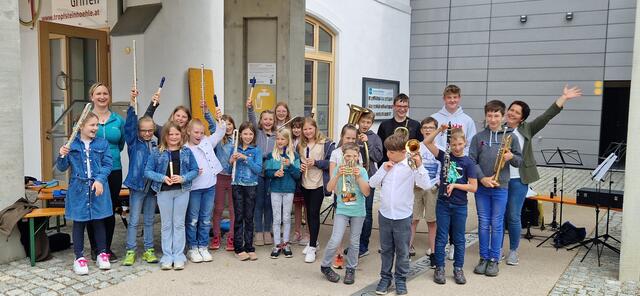 Der talentierte Musikernachwuchs begeisterte am Griffner Bauernmarkt mit einem Open-Air-Konzert am Kirchplatz. | Foto: Griffner Bauernmarktgemeinschaft