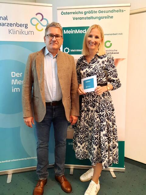 Primar Günther Sumann mit Moderatorin Angelika Pehab. | Foto: ap