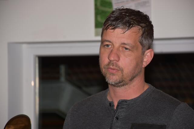 Aktion „Verein in Form“. Der OÖ Fußballverband und die Österreichische Gesundheitskasse ermöglichen den Pabneukirchner Kickern ein umfassendes Gesundheits-Förderungsprogramm. 