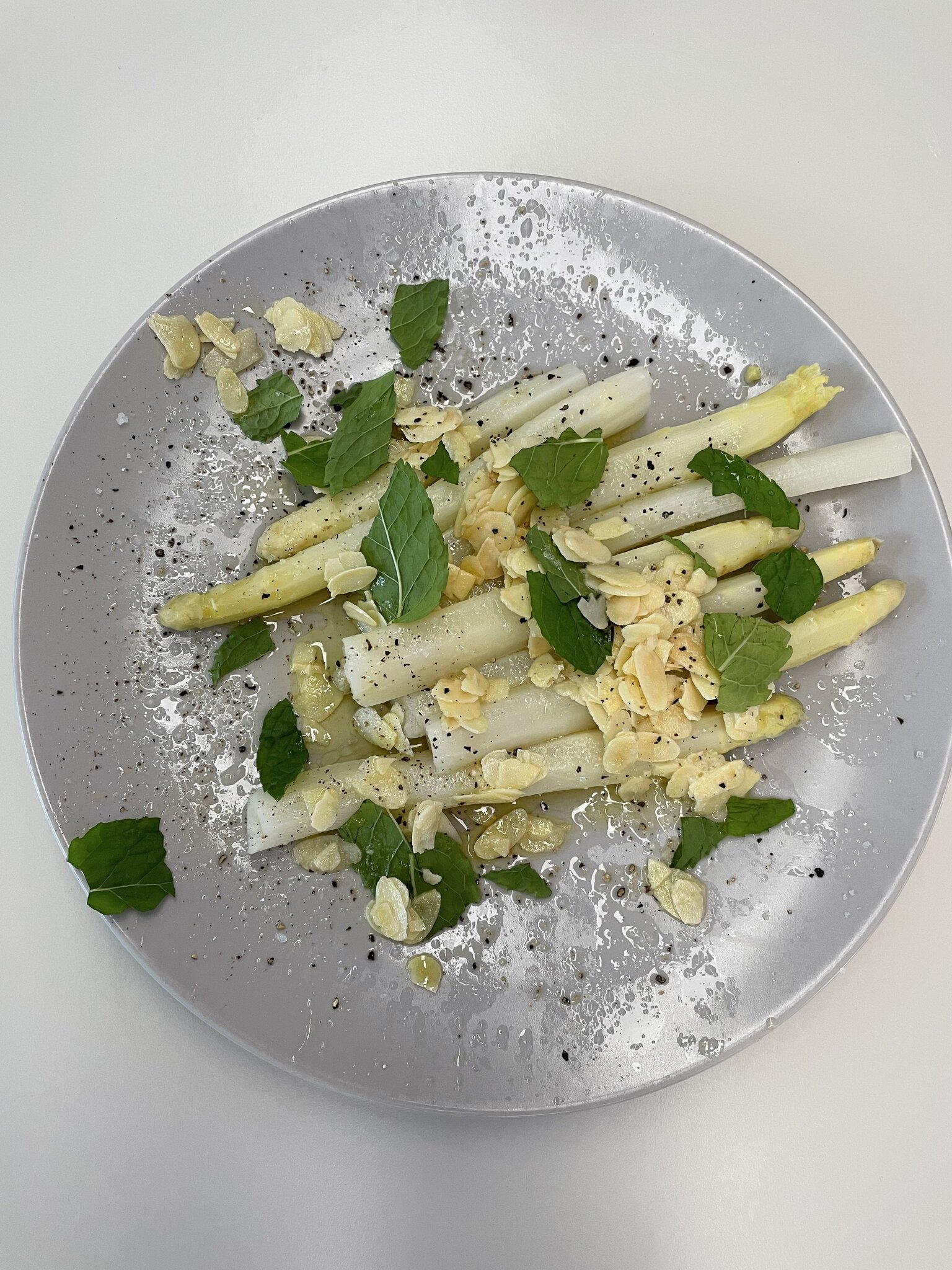 TopfFit – kochen mit MeinBezirk.at: Spargel mit Mandelbutter, Zitrone ...