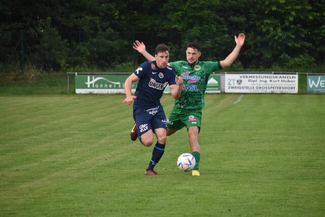 Norbert Füleki zieht hier an Roland Milan Szanto vorbei. | Foto: Michael Strini