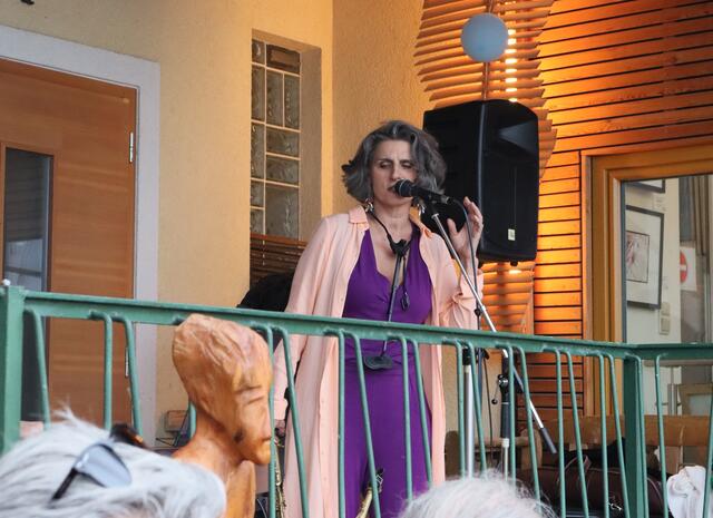 Live-Musik: Daniela Krammer | Foto: Ingrid Seifert