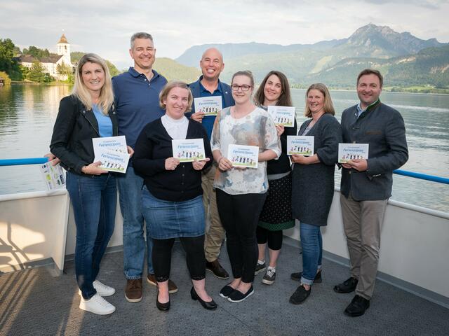 Das Ferien(s)pass-Organisationsteam mit Bürgermeister Franz Eisl. | Foto: kunstbahr