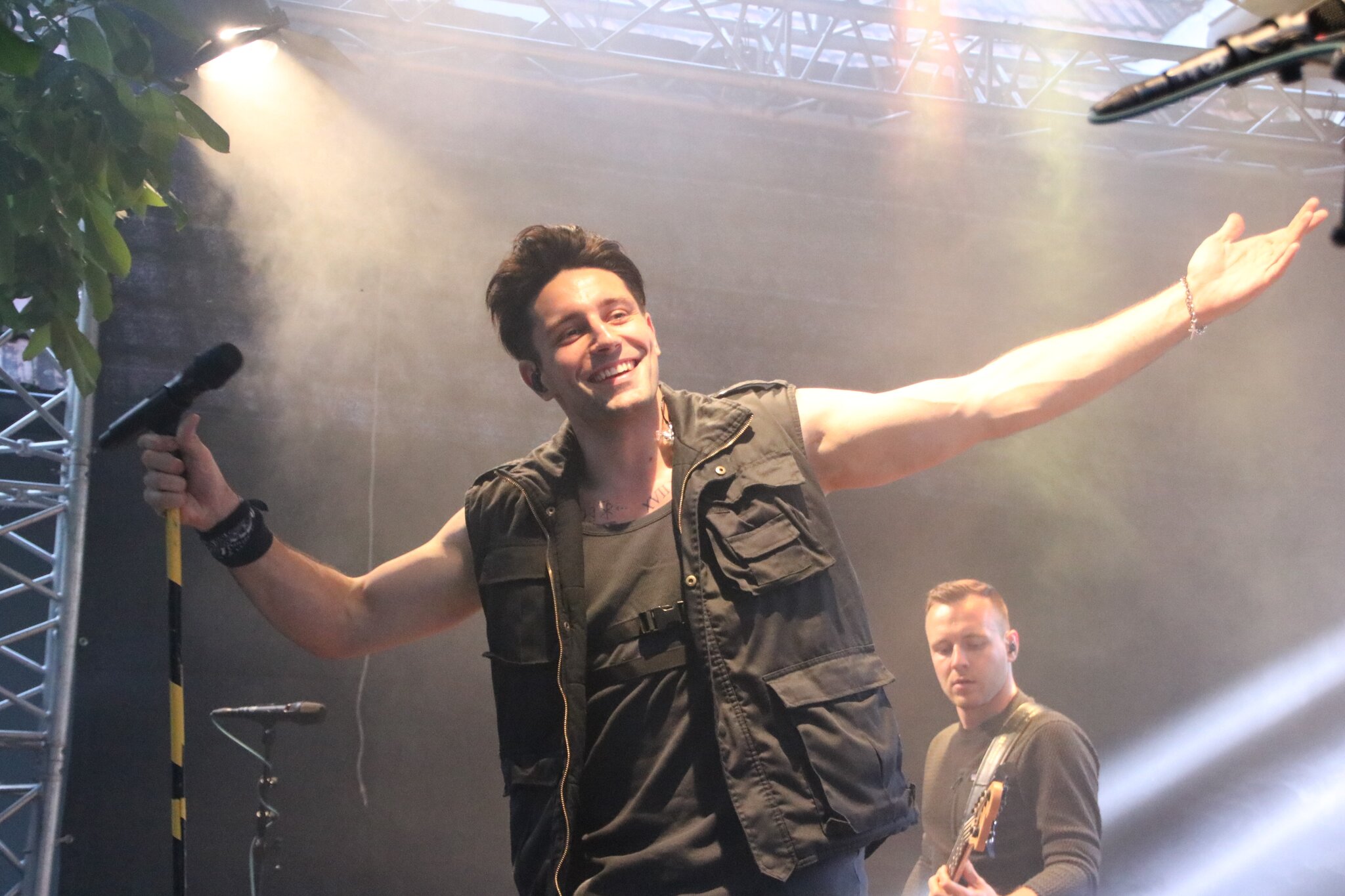 AlexanderEderKonzert in Langenlois „Punktlandung“ im Kronederhof Krems