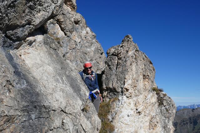 Die "Schlüsselstelle" der Tour ist dieser kleine Felsriegel.  | Foto: Thomas Neuhold