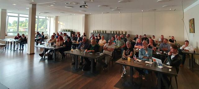 Bezirksparteitag: Christian Ries bleibt Bezirksparteiobmann der FPÖ ...