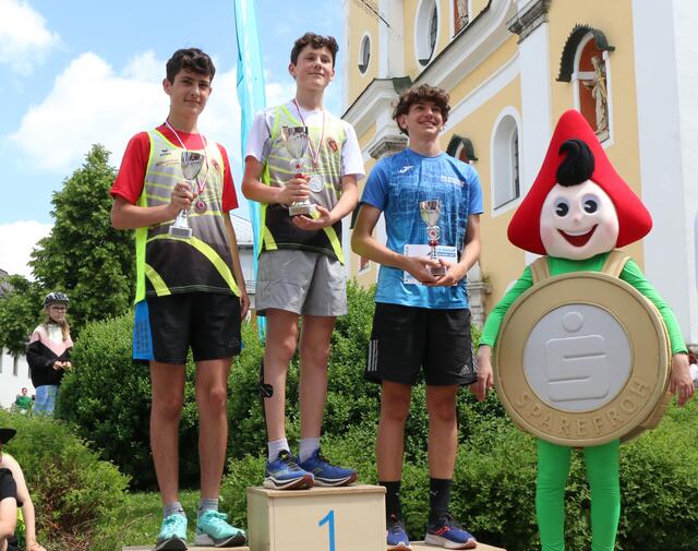 Das Brüderpaar Emilio und Fernando Freitag (links; LG Decker Itter) war bei den Burschen U16 eine Klasse für sich | Foto: Eva Jöchl