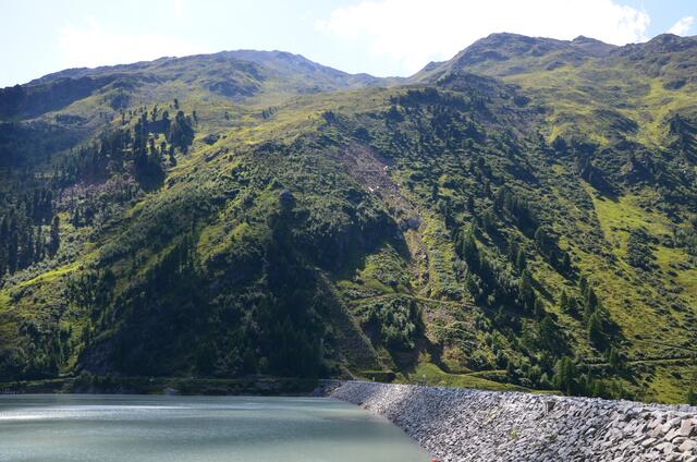 Rutschung am Gepatschstausee im Tiroler Kaunertal. | Foto: WWF, Marianne Götsch