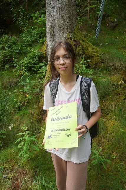 Die Gruppensprecherin der 2.A Klasse Abigail Muresan: "Die Natur-Erlebnis-Spiele waren echt cool. Wir haben gut szusammengearbeitet. Schwierig waren die Vogelstimmen."  | Foto: Helmut Eder