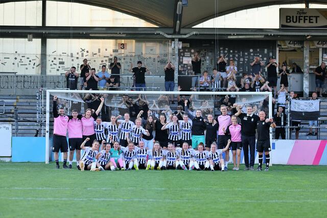 Ziel Aufstieg: DIe LASK-Kickerinnen haben es nach dem 7:0-Sieg beim GAK selbst in der Hand. | Foto: Reischl (alle)