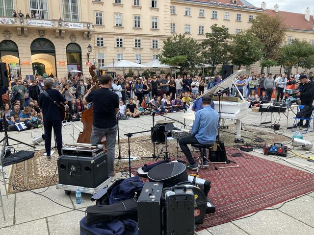 Open Piano: Klavierkonzerte für den guten Zweck im Museumsquartier - Neubau