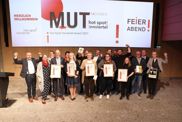 Preisträger und Organisatoren des Hotspot Innviertel-Awards 2021. | Foto: Hotspot Innviertel