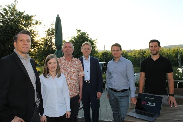 Martin Hiller, Marion Hiller-Osinger, Herwig Untner, Stadtrat Josef Knauseder, Herbert Reibersdorfer und Johannes Frauenhuber. | Foto: Latzelsberger